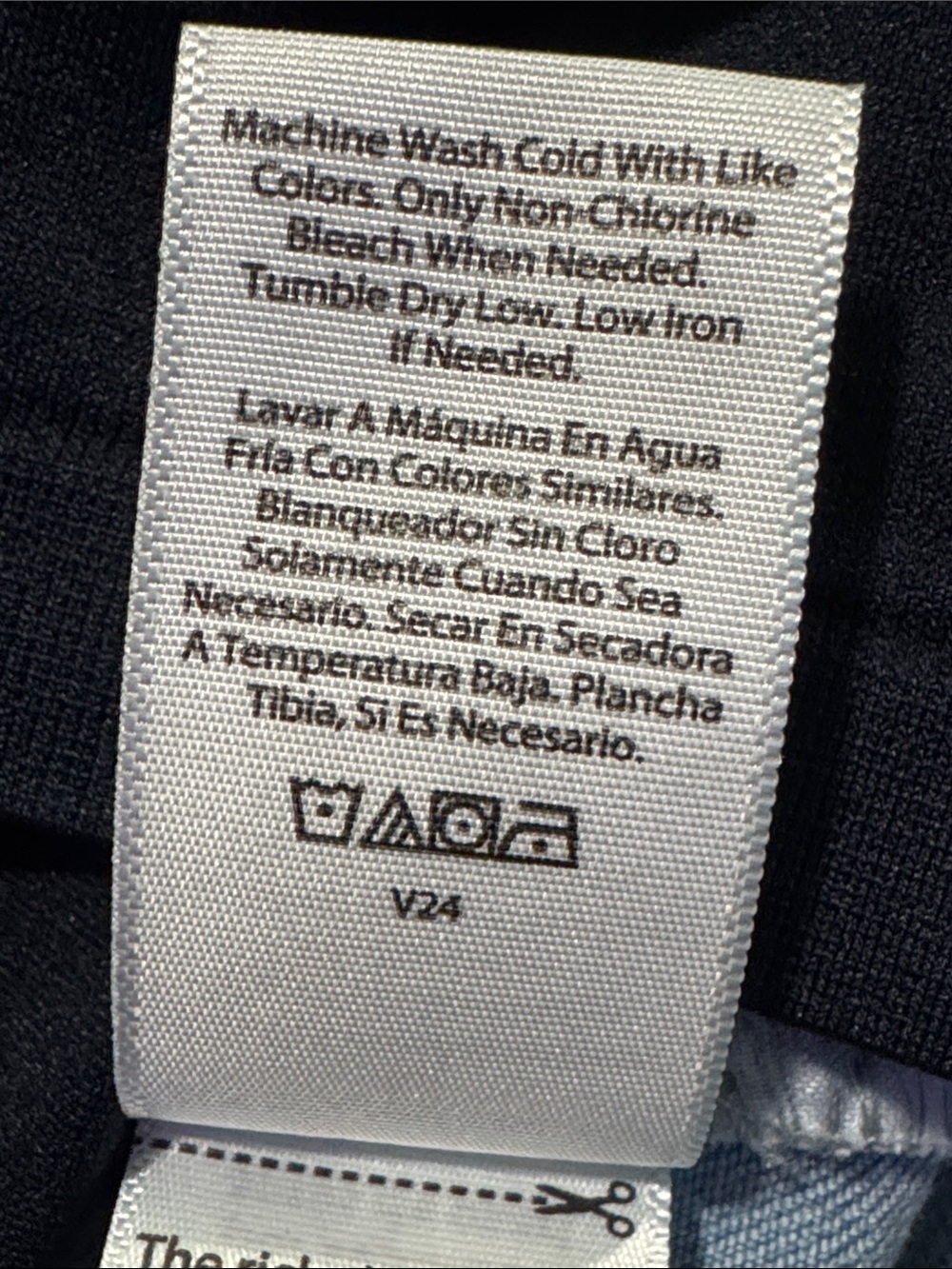 TIME AND TRU Maternity Straight-Leg Jeans L Light Wash NWT - Picture 11 of 12